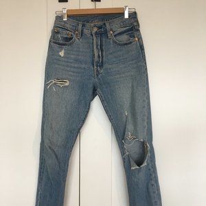 Distressed Levi's (Size 25)